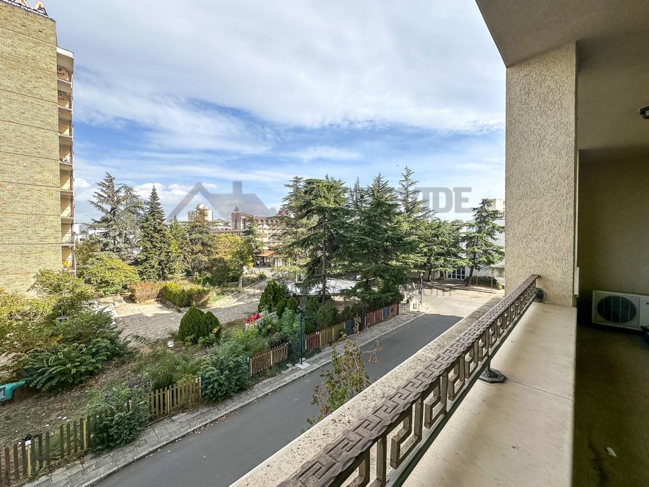 Продава се Двустаен апартамент в к.к. Слънчев бряг - 83 кв.м за 934 €/кв.м - Снимка #12