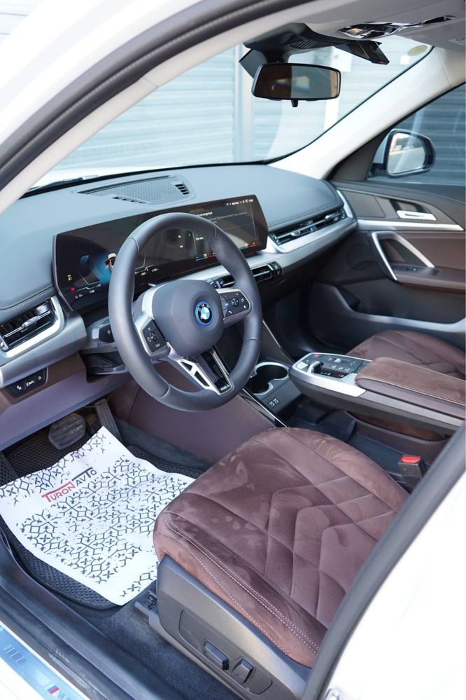 BMW iX1 25L в Ташкенте