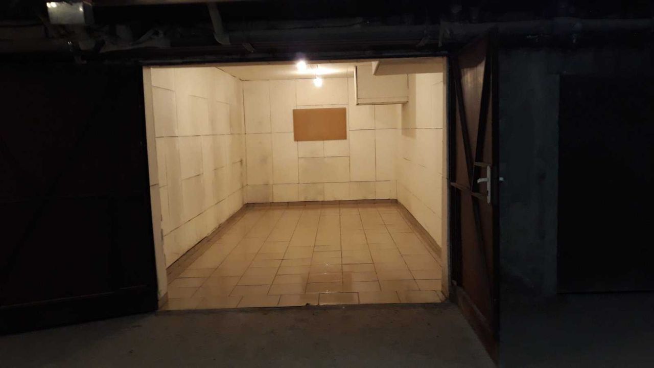 Продава се Гараж / Паркомясто в София, Люлин - център - 20 кв.м за 1632 €/кв.м - Снимка #2
