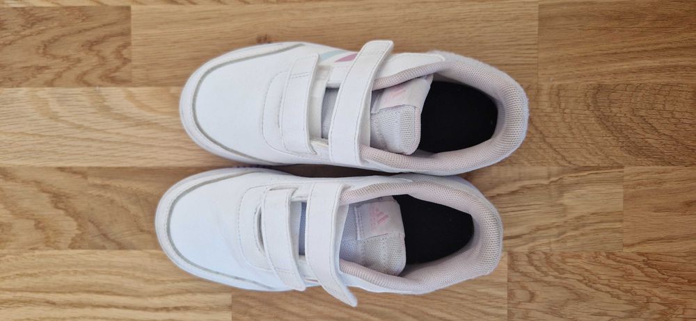 Детски обувки Adidas