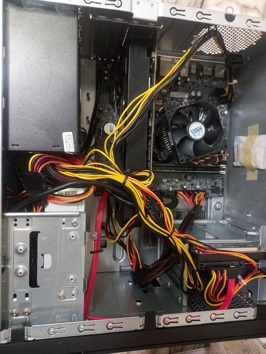 Геймърски компютър Intel Core i5-9400 16gb DDR4 GeForce GTX 1060 6gb