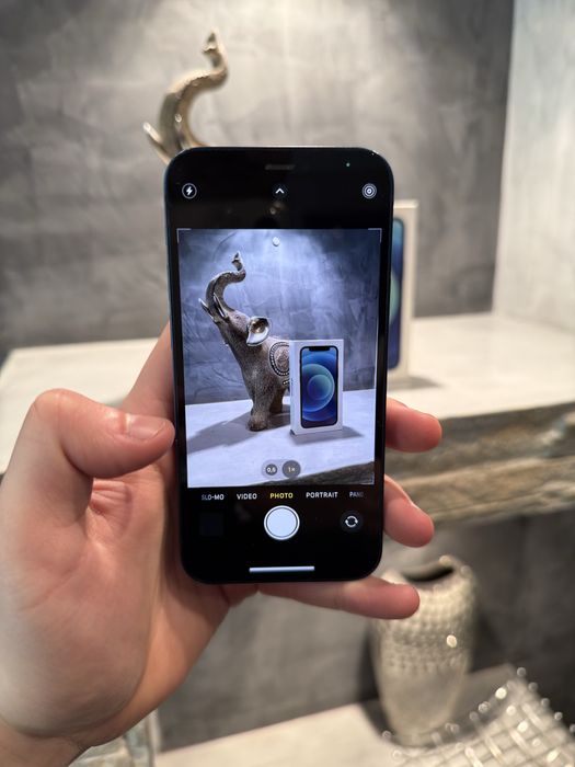 КАТО ЧИСТО НОВ Iphone 12 mini blue