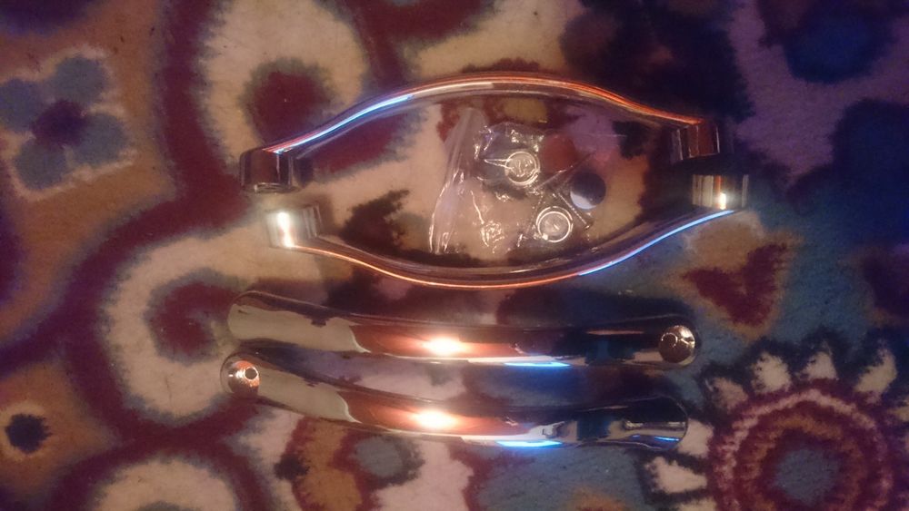 Дверные ручки для душевой кабины 2 пара 4 штук.