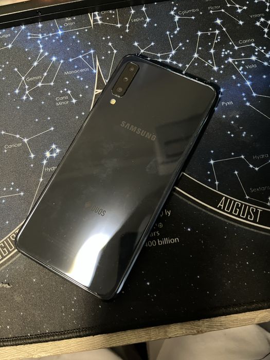 Samsung a7 със счупен дисплей