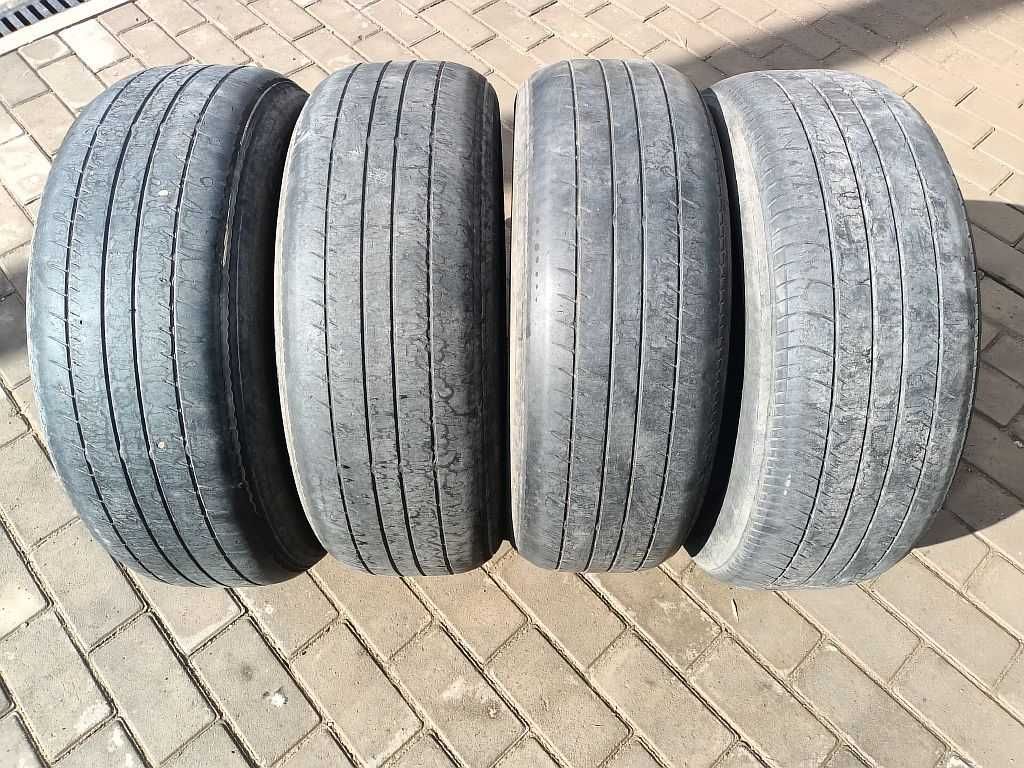 Шины 215/60 R16 - "Yokohama dB decibel E70" (Япония), летние.