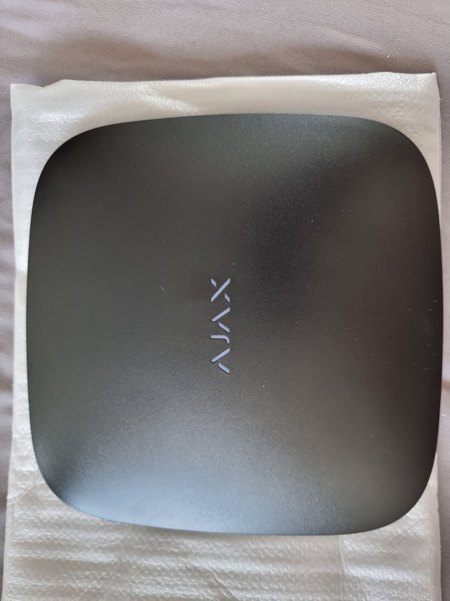AJAX Hub Plus контрольная панель