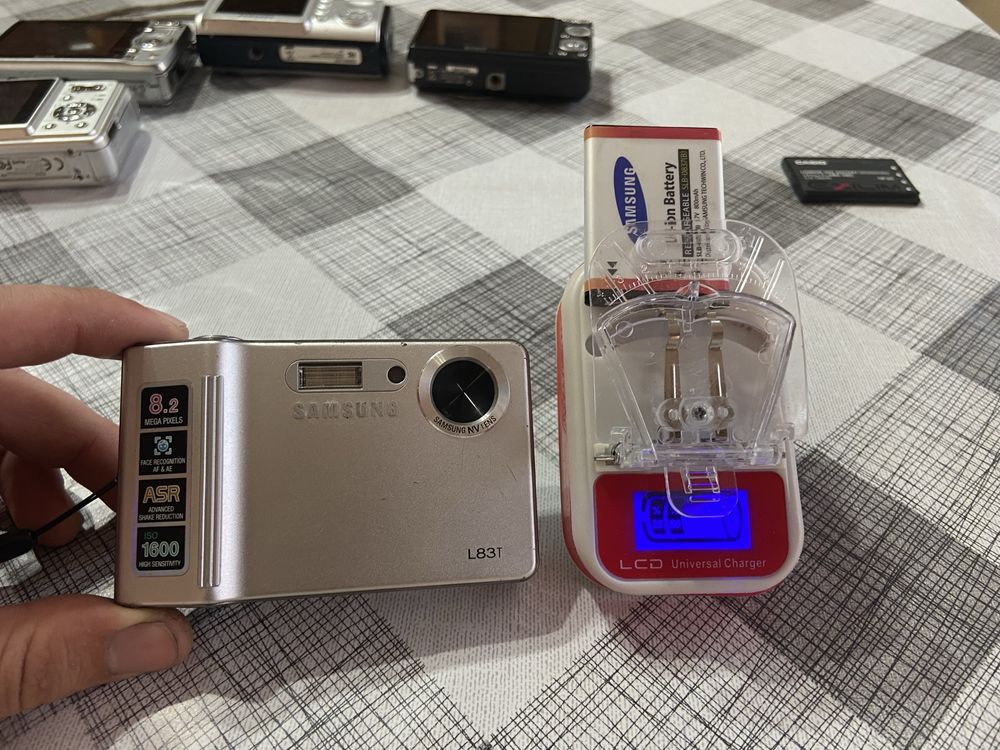 Фотоапарат Sony, Samsung , Kodak