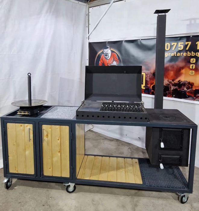 Grătar cu spațiu de lucru și plita de gatit