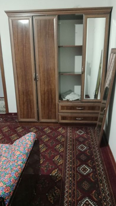 Арендага 2 хона 1 этаж Азиз бозор олдида жойлашган.Агентство