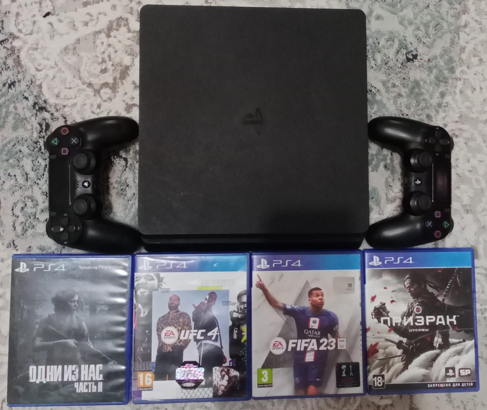 PlayStation 4 с дисками