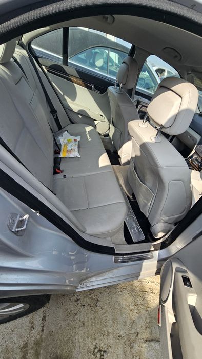 Piese din Dezmembrări pentru Mercedes C classe 220 cdi euro 5 w 204