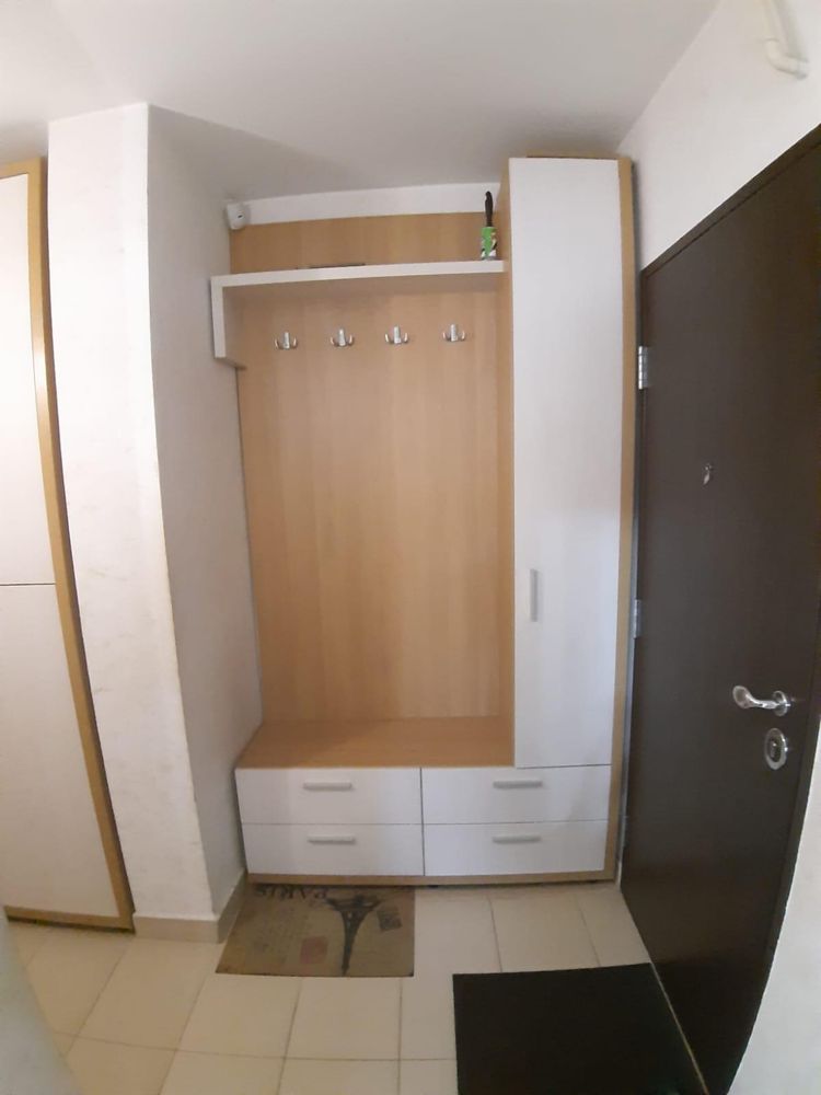 Apartament 4 camere intim de inchiriat