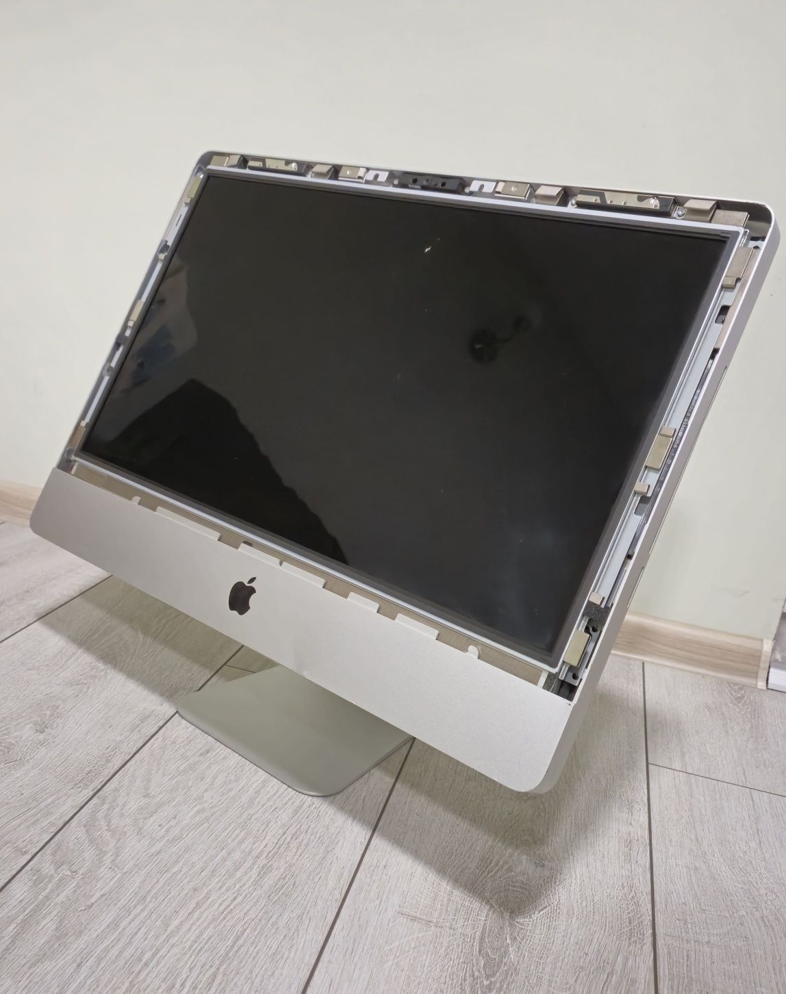 Apple iMac за части