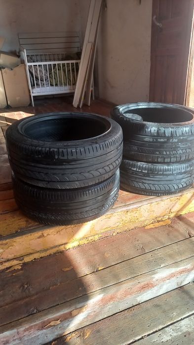 Продам шину летный !размер 235/45/18