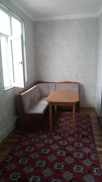 5 xonali kvartira sotiladi