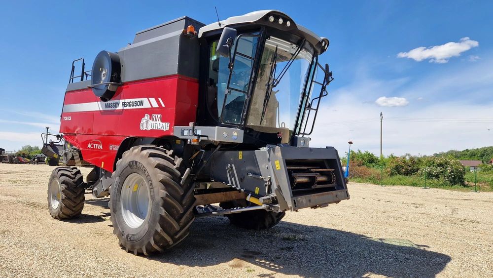 Massey Ferguson MF7343 ACTIVA STAGE 5 COMBINA AGRICOLA MASSEY FERGUSON MF7343 ACTIVA STAGE 5 combina agricola