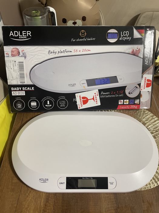 Бебешка везна Adler