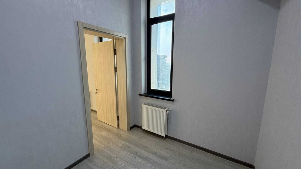 [КМ] Сдам офис 90 м2 в бизнес центре