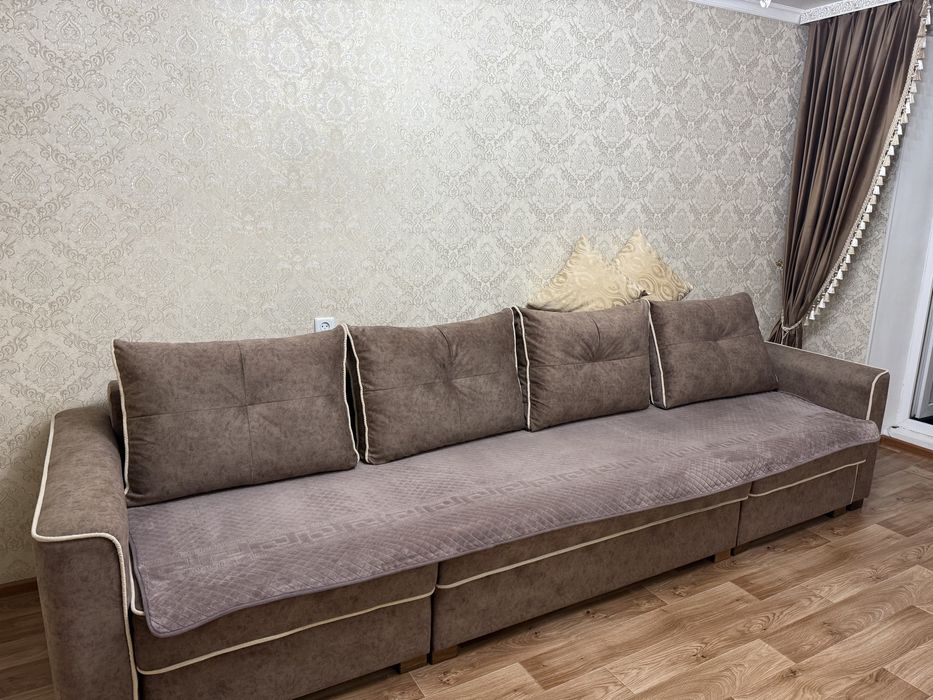 Диван в хорошем состоянии