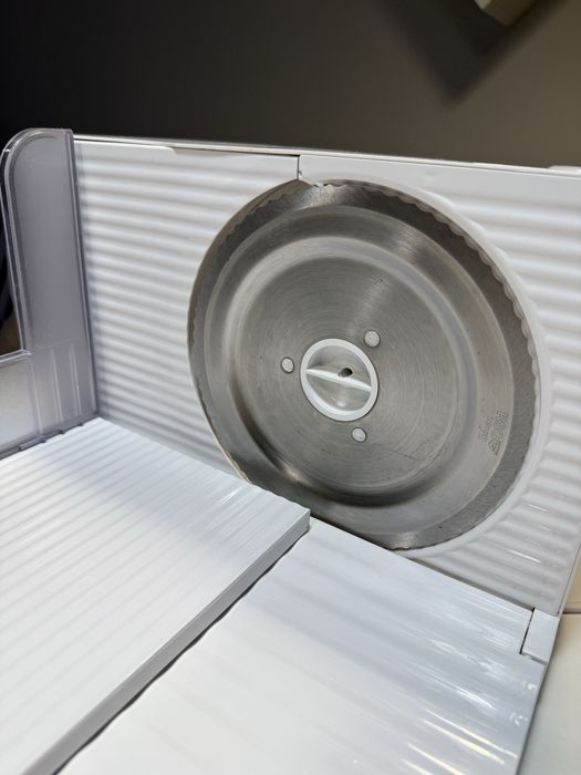 Електрически нож Gorenje R401W , 110 W