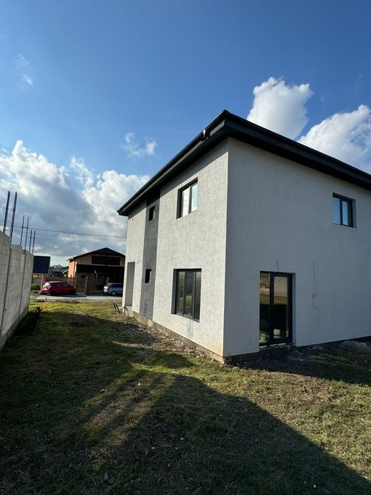 Casa de vanzare in Lumina cu utilitati  direct proprietar teren 300 mp