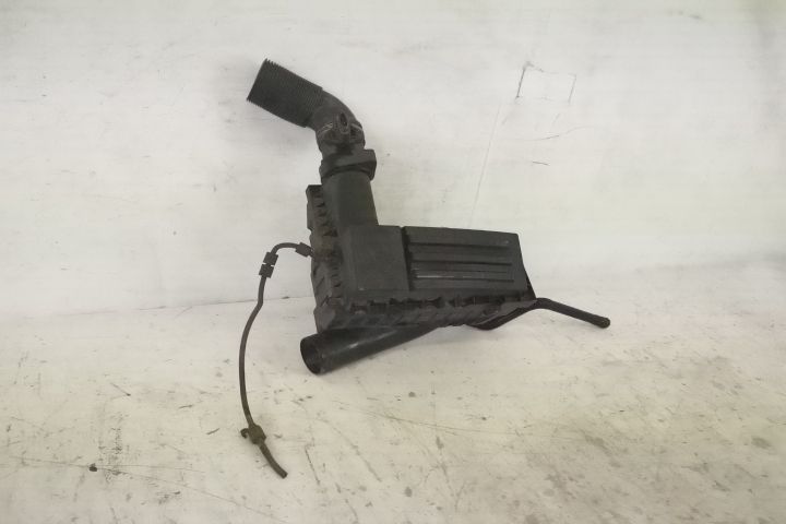 Оригинален Въздушен Филтър Корпус В Добро Състояние Фолксваген ВВ Паса