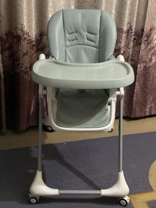Продам стульчик для кормления