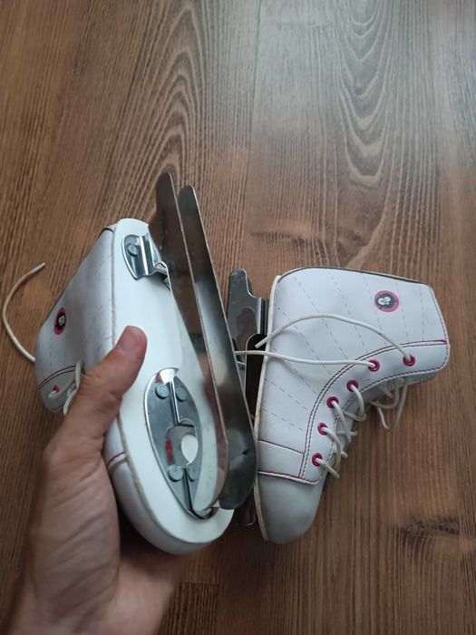 Patine gheata (fete) nr 33