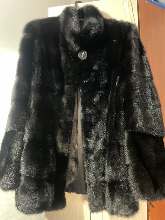 Продам норковую шубу