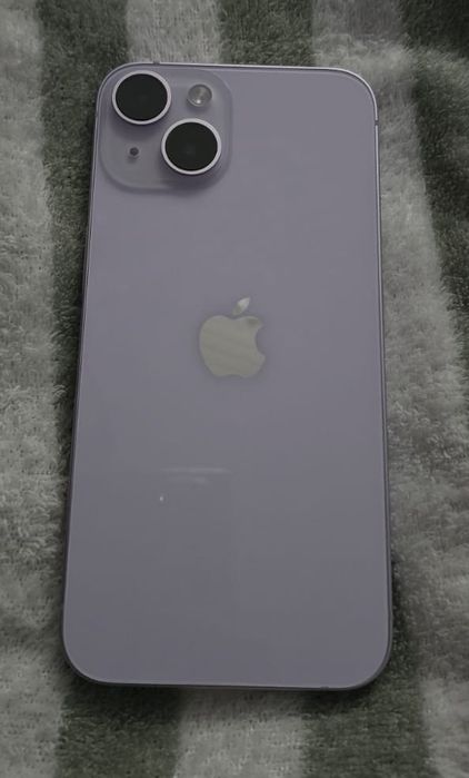 Обменяю айфон 14