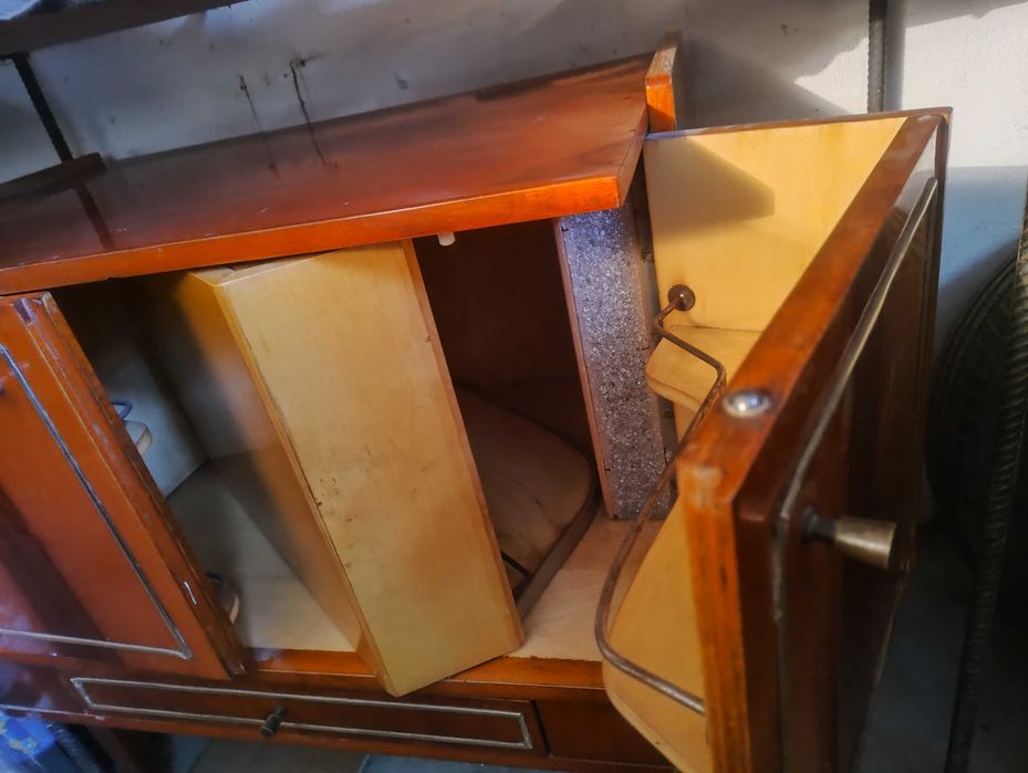 Mobila diversa sufragerie