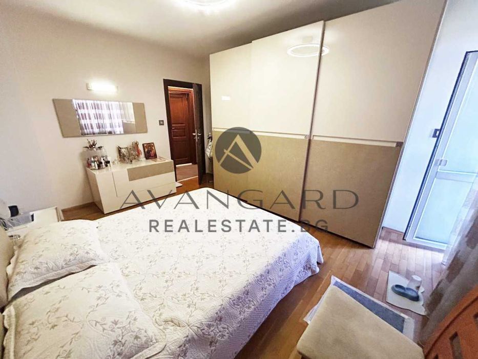 Продава се Четиристаен апартамент в Пловдив, Кършияка - 160 кв.м за 2169 €/кв.м - Снимка #5