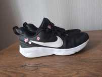 Nike Star Runner 4 детски маратонки 33 номер.