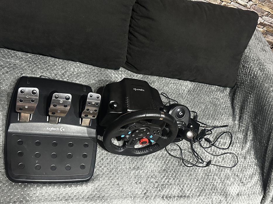 Volan Logitech G29 + Schimbator viteze