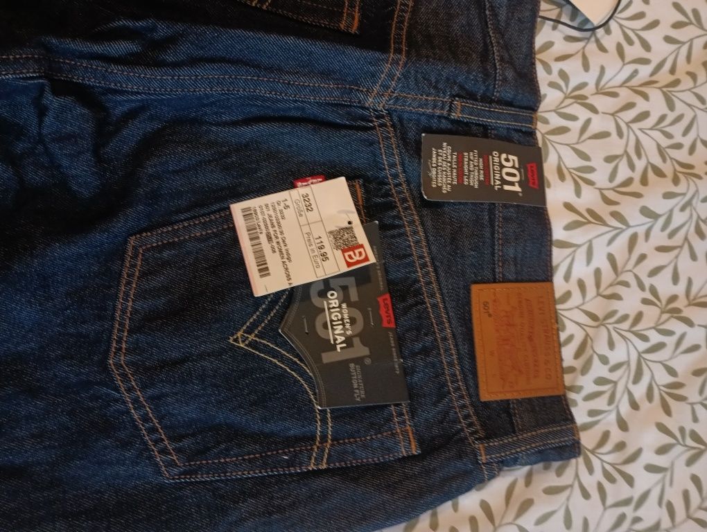 Blugi Levis Strauss