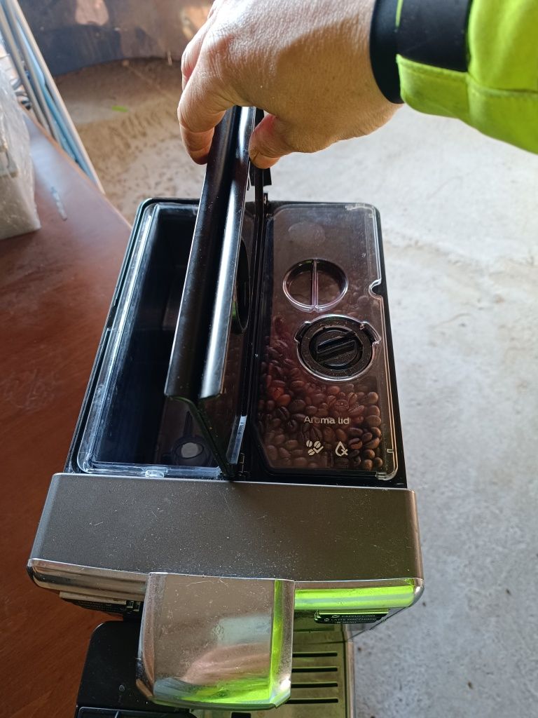 Automat de  cafea Saeco Incanto HD 8918