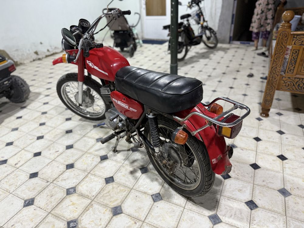 Motosikl Minsk tez va arzon sotiladi