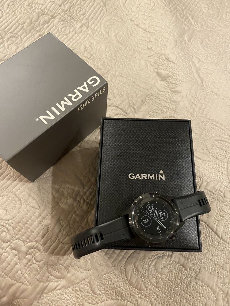 Garmin Fenix 5 plus Sapphire