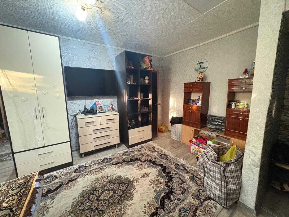 Продаю 2-х комтнатную КВ р-н КЖБИ