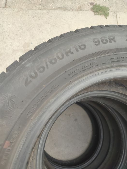 Срочно продам балоны зимние