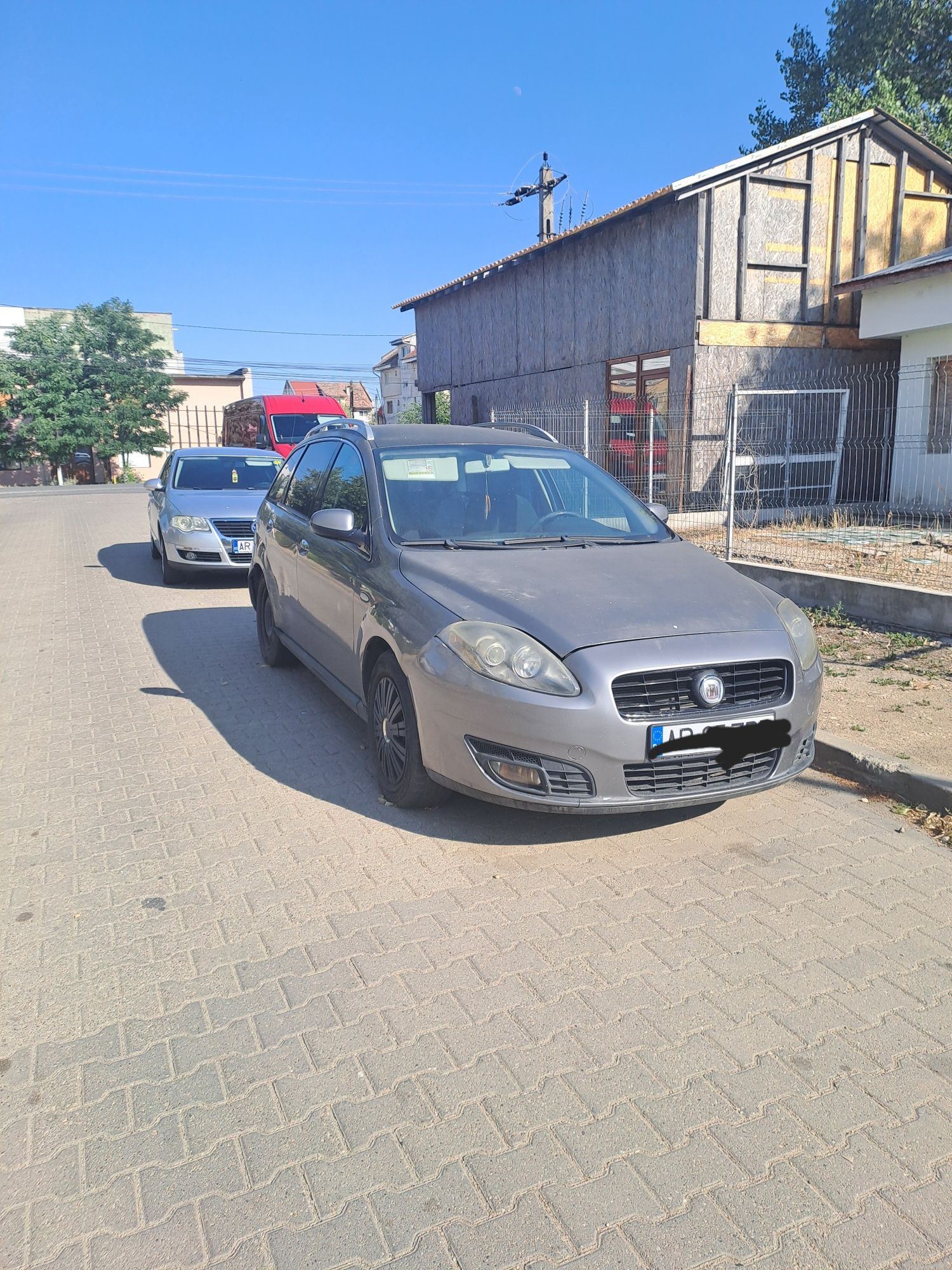 Vand fiat croma 1.9 jtd pentru piese