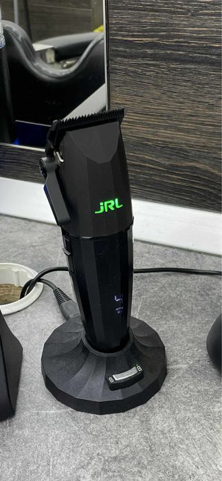 Vand JRL onyx sau schimb