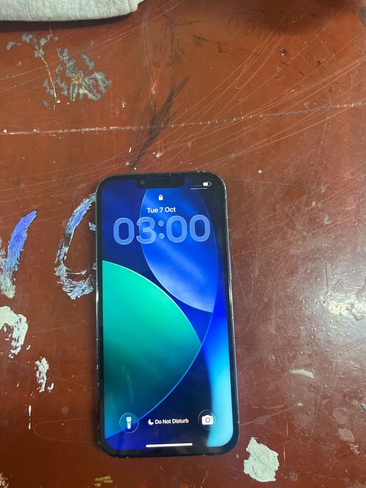 Vând iPhone 13 Pro