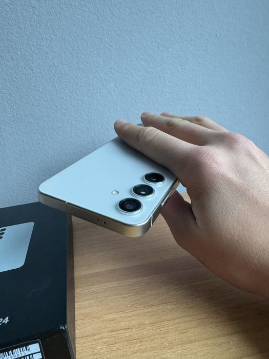 Като Нов Samsung galaxy s24 Гаранция
