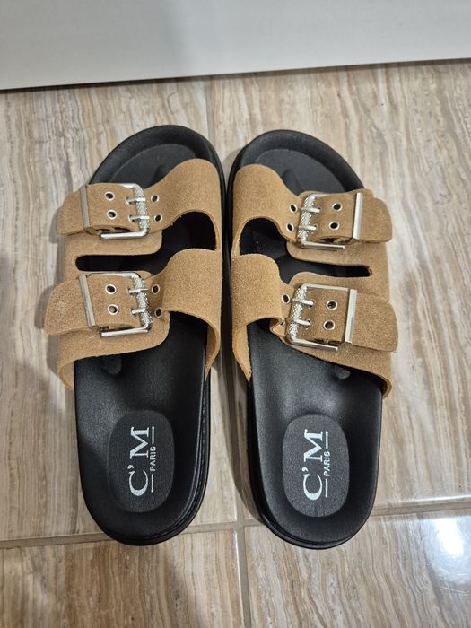 Papuci piele intoarsa