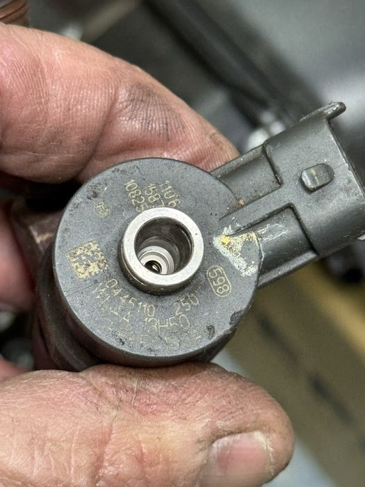 Дюзи за Форд рейнджър 2.5/3.0 кубика от 2006 до 2012 година