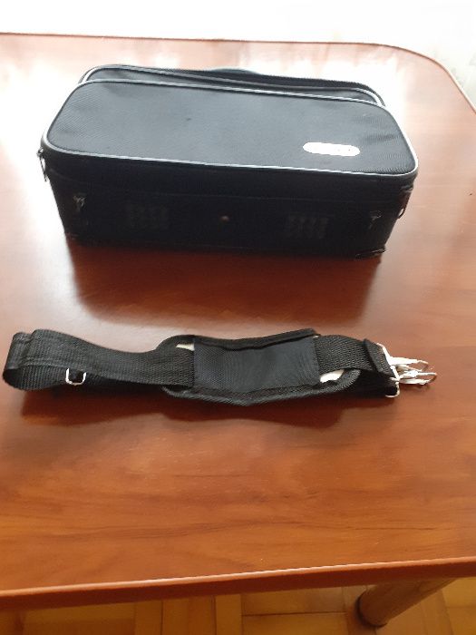 Geantă neagră office pentru laptop/tabletă/documente