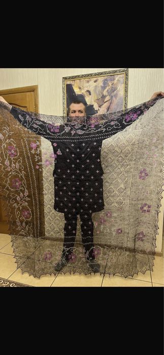 Пуховый платок ручной работы