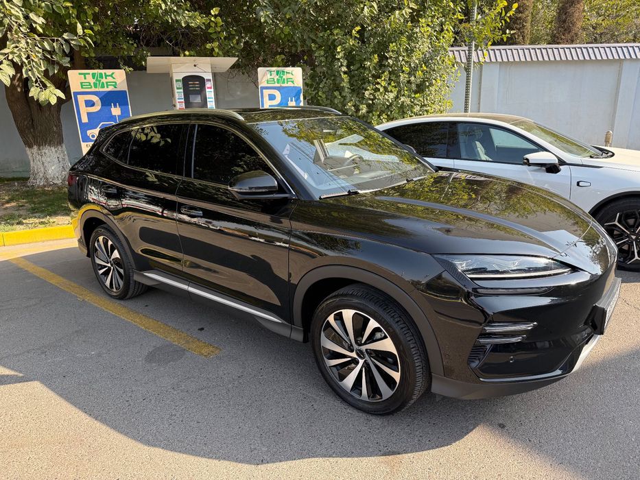 BYD Song Plus Champion EV 605 full