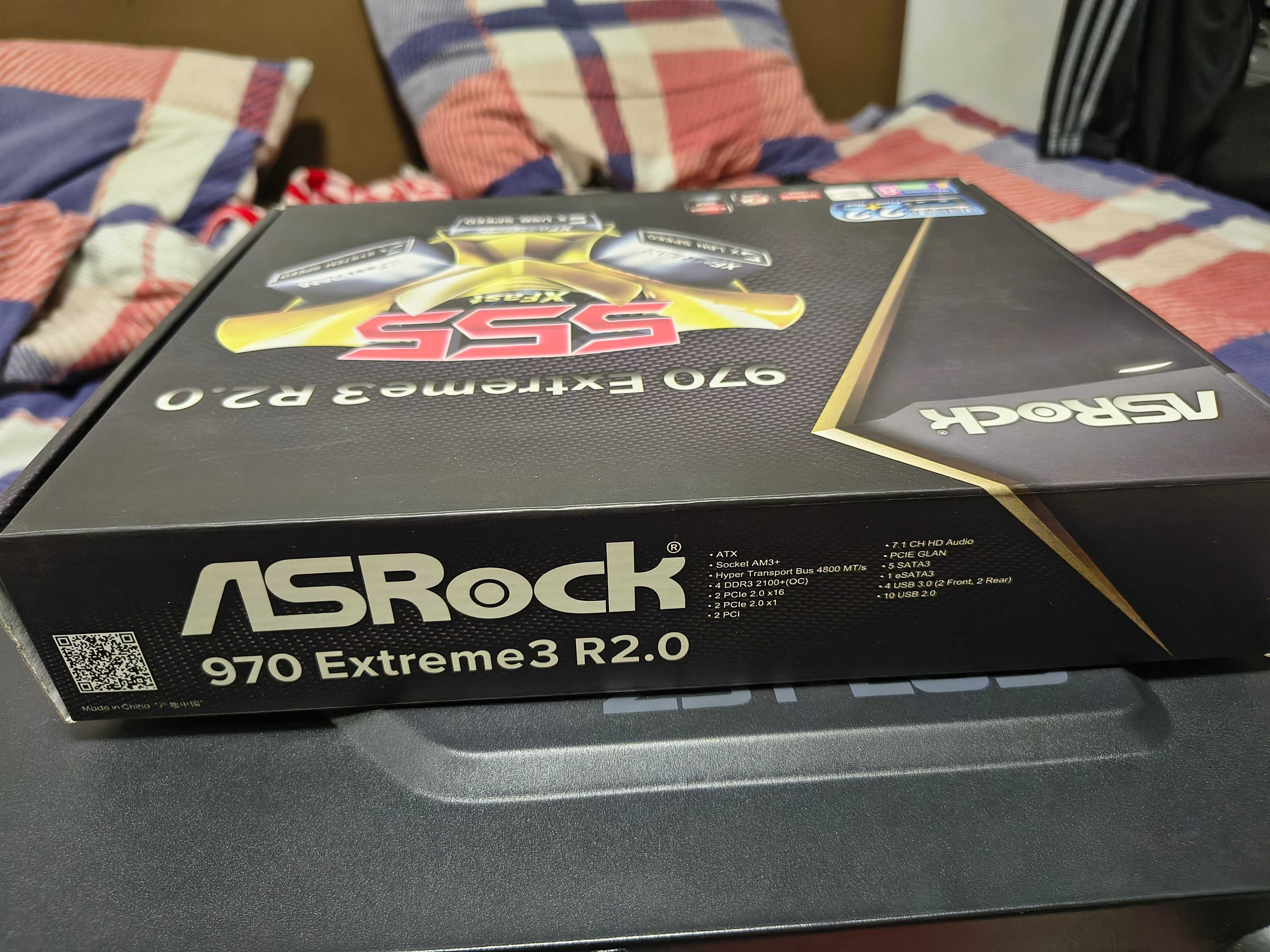 Продавам дъно ASROSK 970 Xtreme 3 и процесор AMD FX 8320 Black Edition